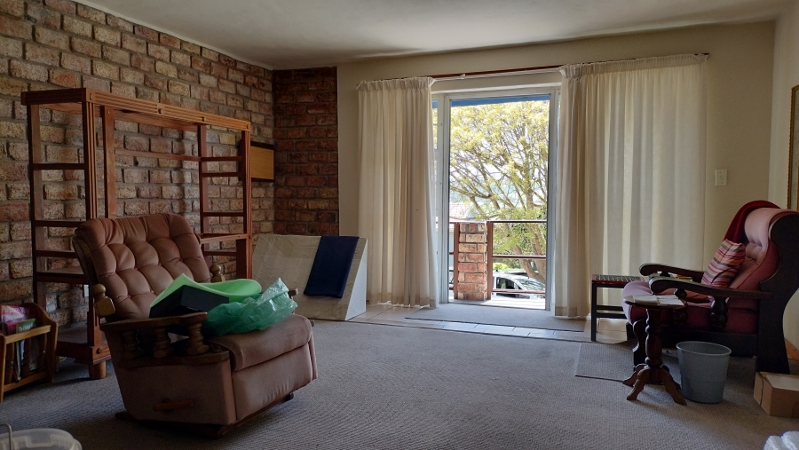 4 Bedroom Property for Sale in Fraaiuitsig Western Cape